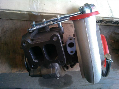 Турбина (Турбокомпрессор) D12 A7 миксер HOWO A7 VG1034110120 фото 1 Астрахань